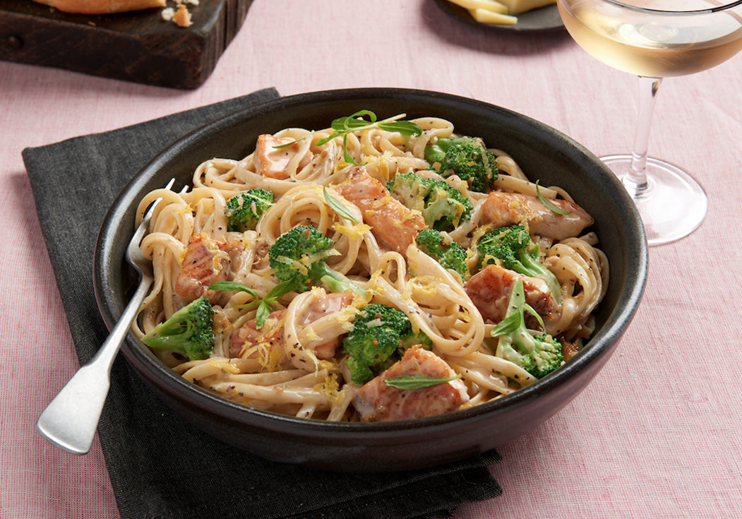 Sesame Cream Salmon Pasta